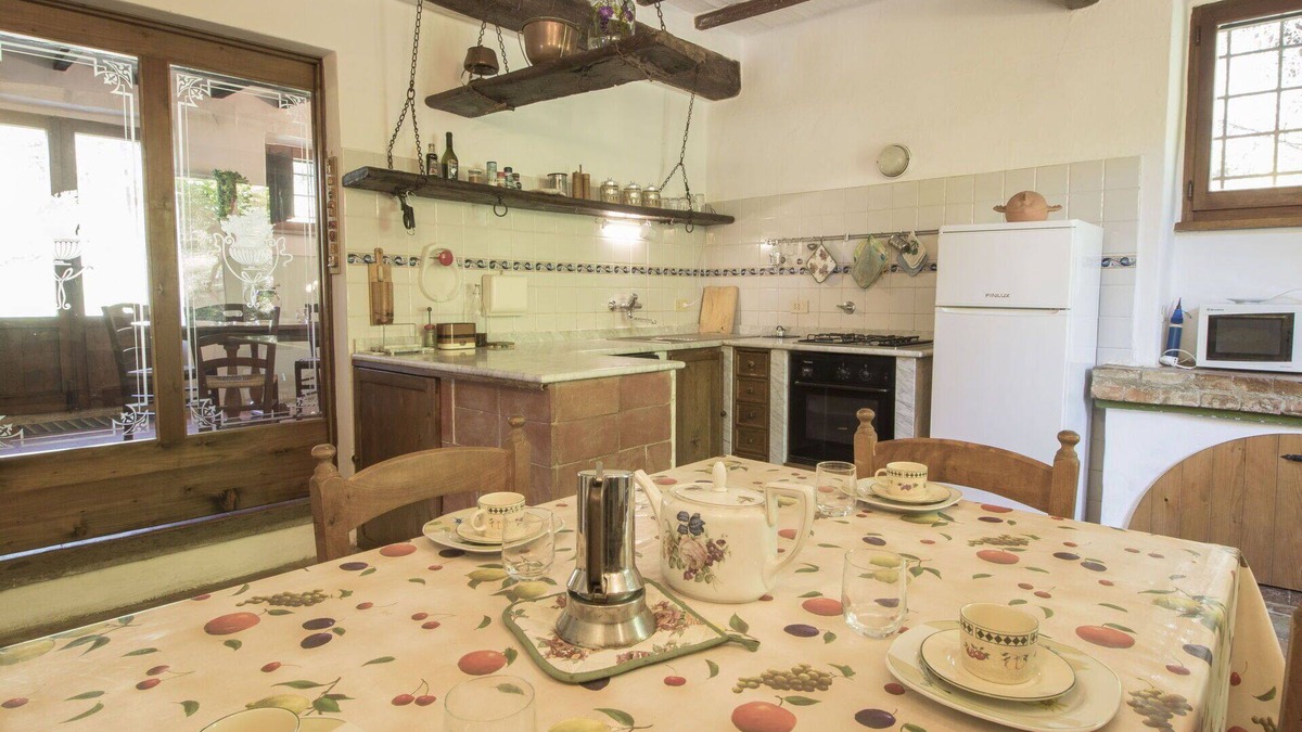 Montoro Villa | Beautiful private villa for 10 guests with pool, WIFI, A/C, TV, panoramic view and parking