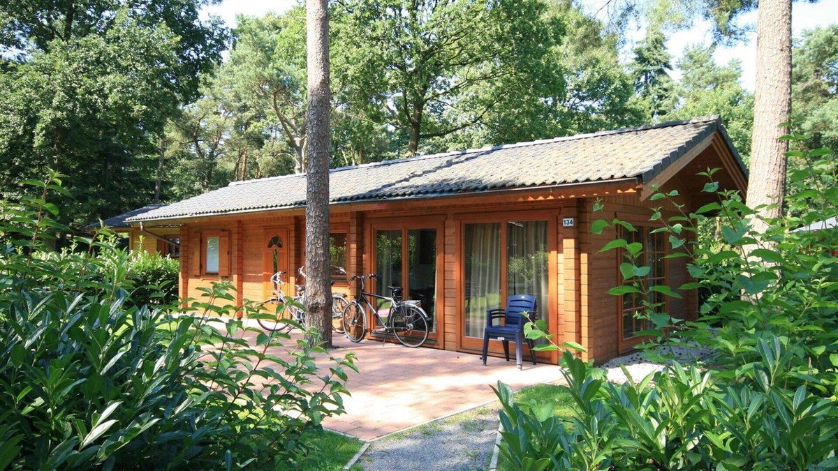 Susteren House | Beautiful private villa for 6 people with WIFI, pool, TV, terrace and parking