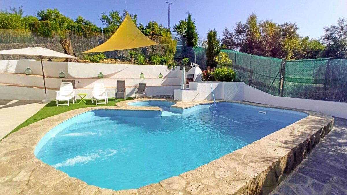 Cabra Villa | Beautiful private villa with A/C, private pool, WIFI, hot tub, TV, terrace, pets allowed and par.