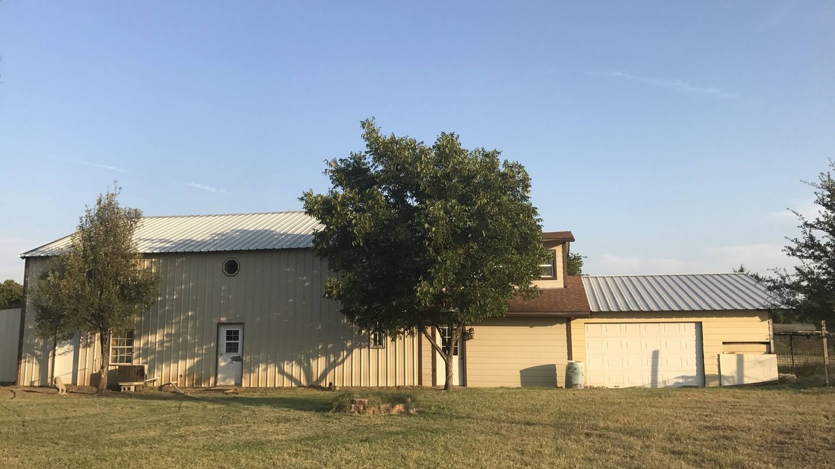 Mansfield House | Beautiful Property on Large Land near AT&T Stadium, six flags, Verizon center.