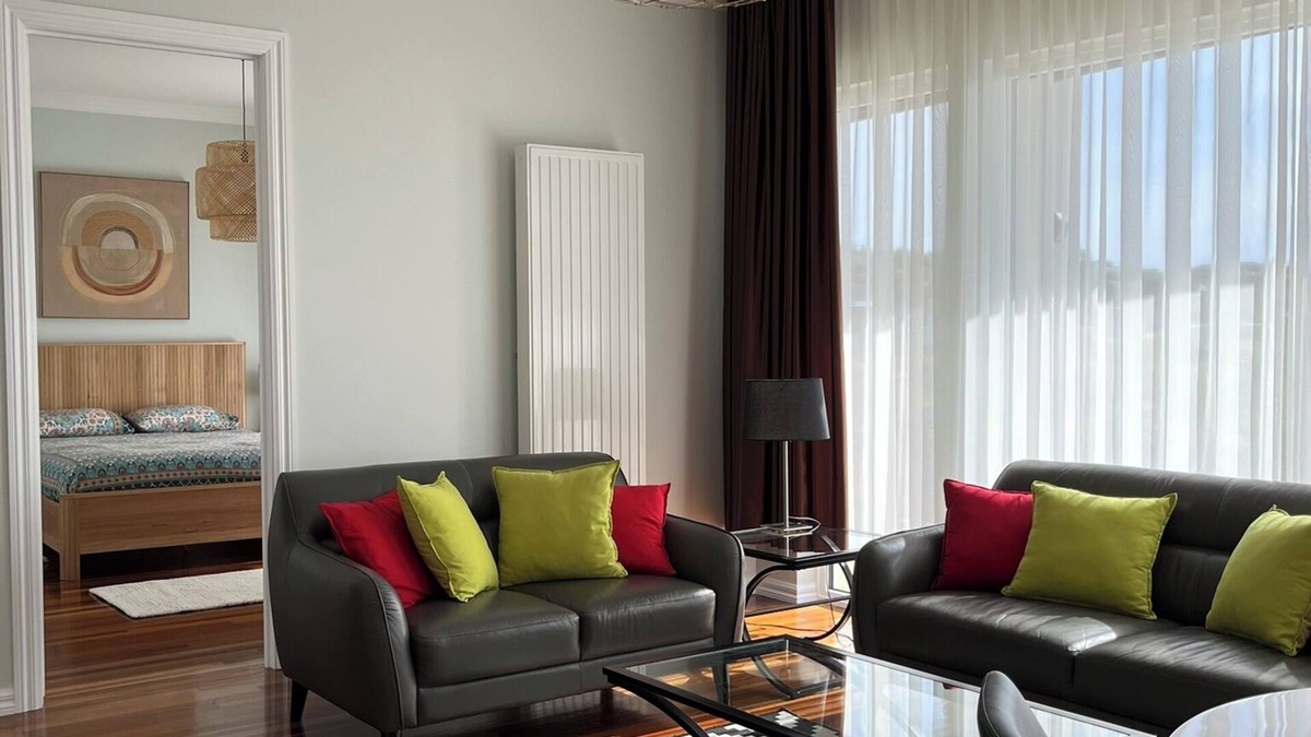 Hallett Cove Apartment | Beautiful quiet apartment with sea views