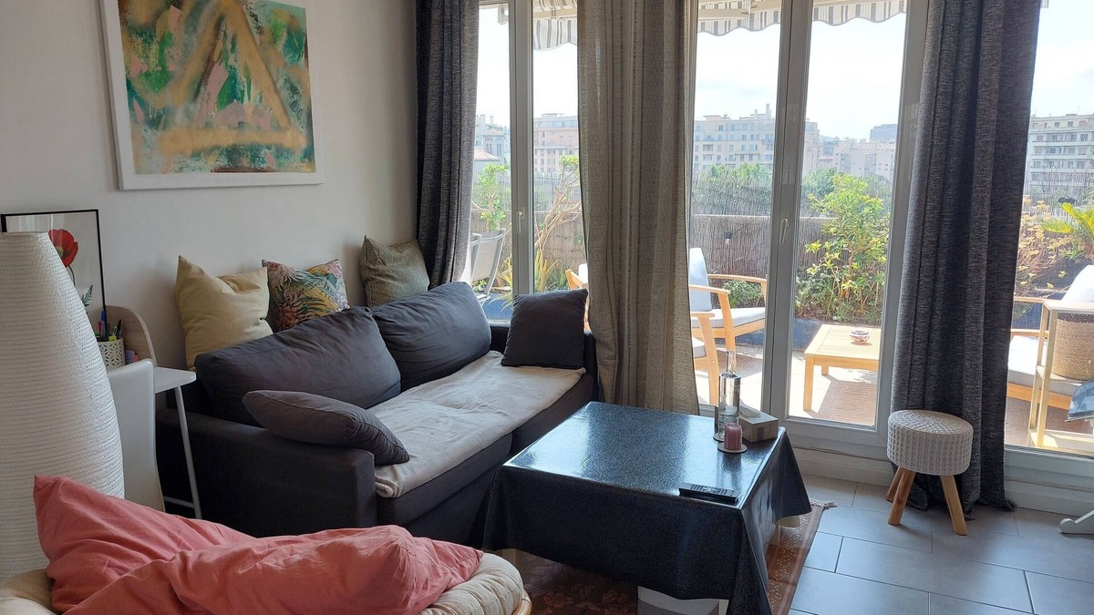 Blancarde Apartment | Beautiful, quiet, bright artist's apartment. South-facing terrace, air conditioning.