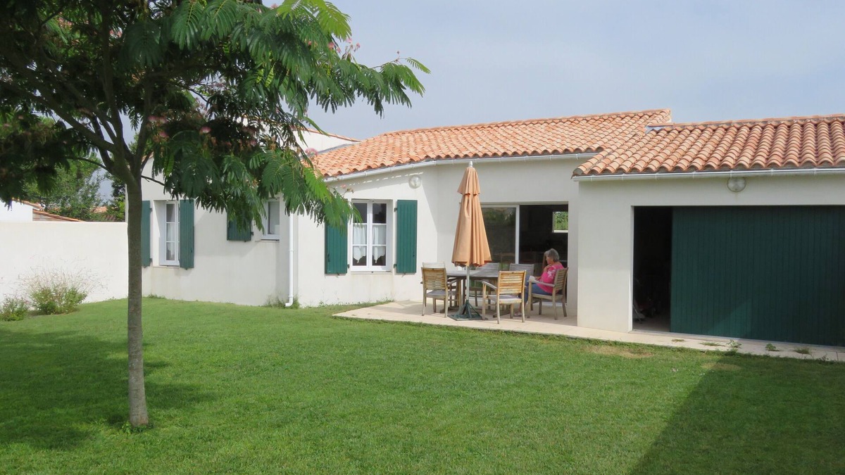 Ars-en-Re House | Beautiful, quiet house ideal for relaxing, close to the port and cycle path
