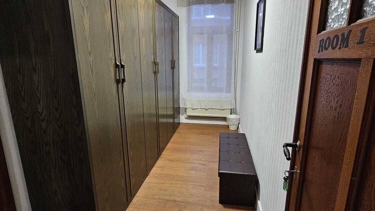 Evere Apartment | Beautiful, Renovated Fully Self Contained Room