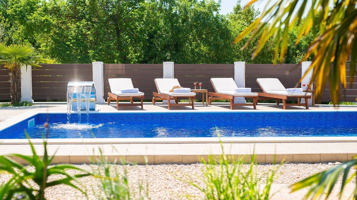 Polje Villa | Beautiful renovated villa with private outdoor pool on the island of Krk