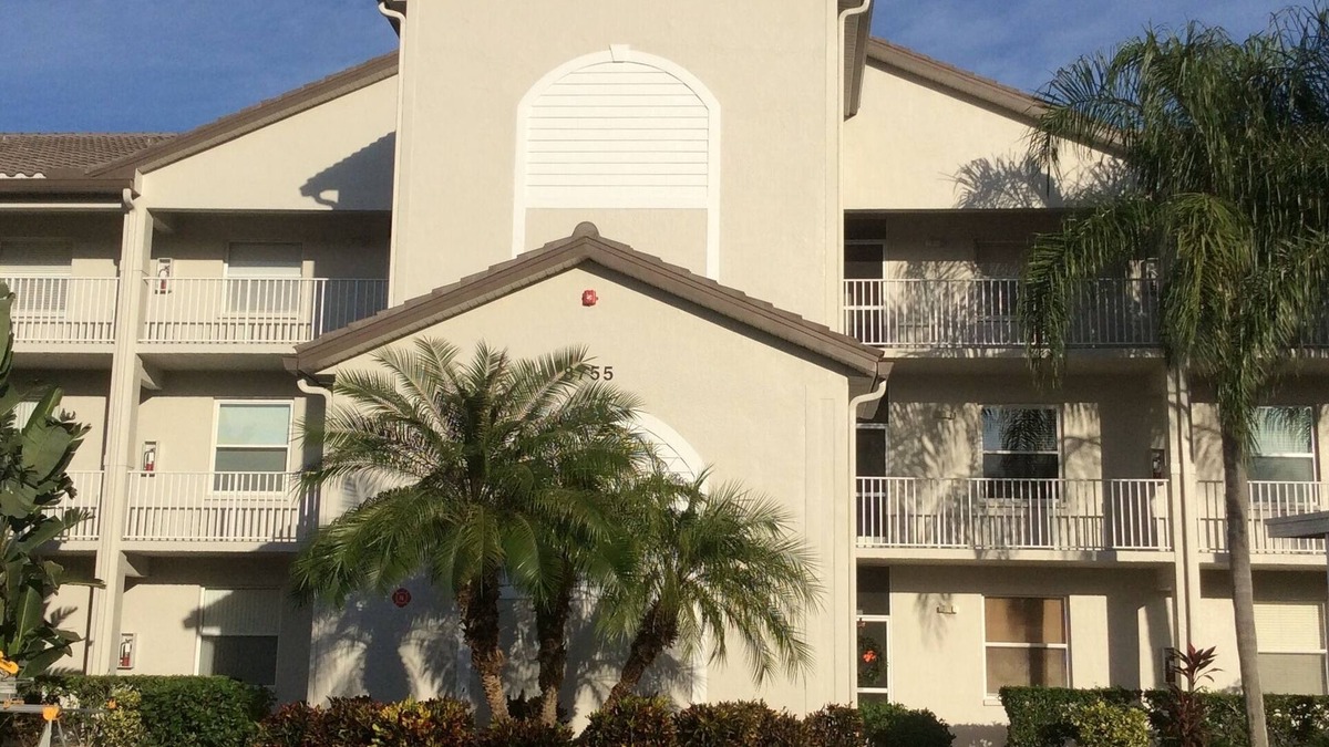 Palmer Ranch Condo | Beautiful Resort Style Condo in Sunny Florida, Enjoy Golfing, Tennis/Pickleball