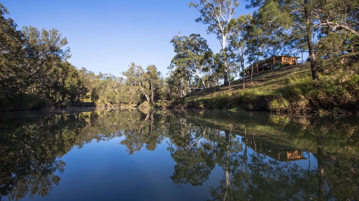 Millstream House | Beautiful river frontage Luxury acreage House