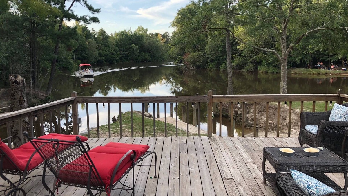 Gulfport House | Beautiful River House on the Biloxi River