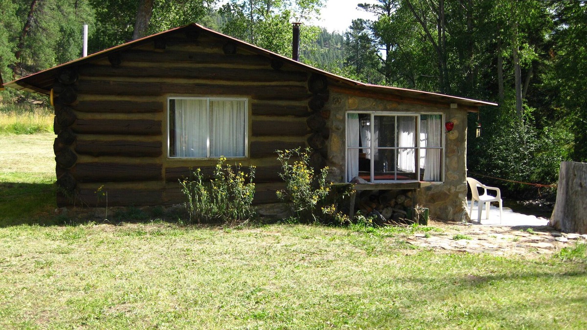 Tererro Cabin | Beautiful Rustic Cabin Right on the Pecos River.