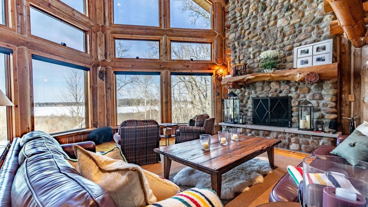 Frontier Cabin | Beautiful Rustic Lakehouse in Michigan, gorgeous views and total relaxation