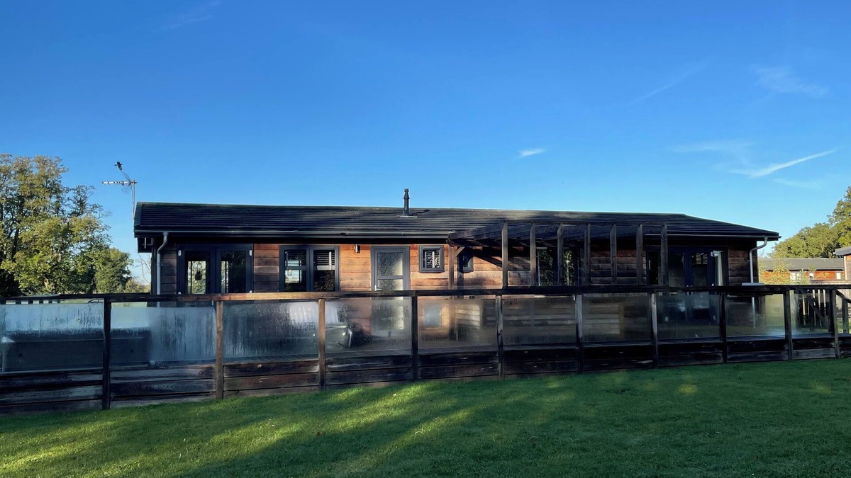 Fornham St Genevieve Cabin | Beautiful Stunning wooden Lodge in the Depths of Suffolk woodland