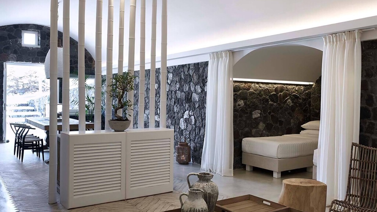 Exo Gialos Villa | Beautiful Santorini Villa | 2 Bedrooms | Greta Villa | Private Pool & Close to.
