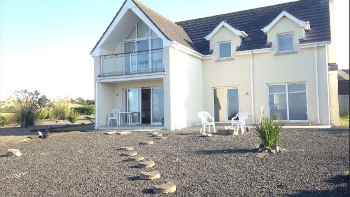 Islandmagee House | Beautiful Sea Views on Islandmagee close to the Antrim Coast
