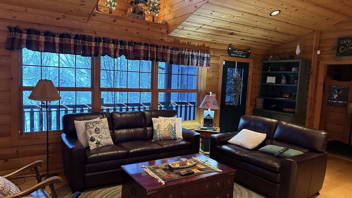 Westboro Cabin | Beautiful secluded Lake Home