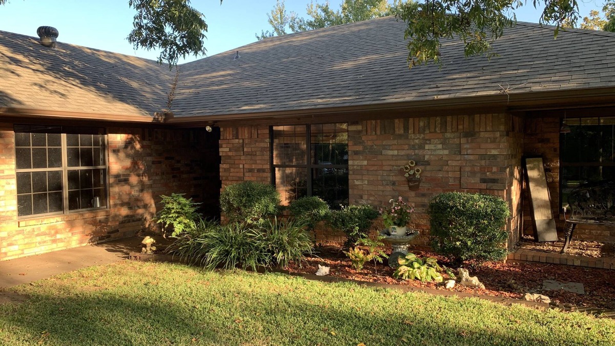 Hugo House | Beautiful, secluded ranch home with 3 bdrm and 2 bath