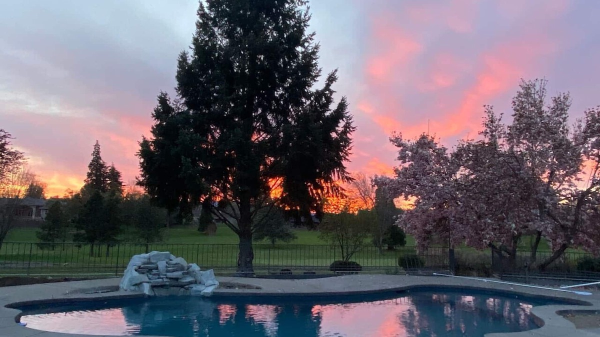 Medford House | Beautiful Setting w/Pool, Hot Tub & Golf Views!