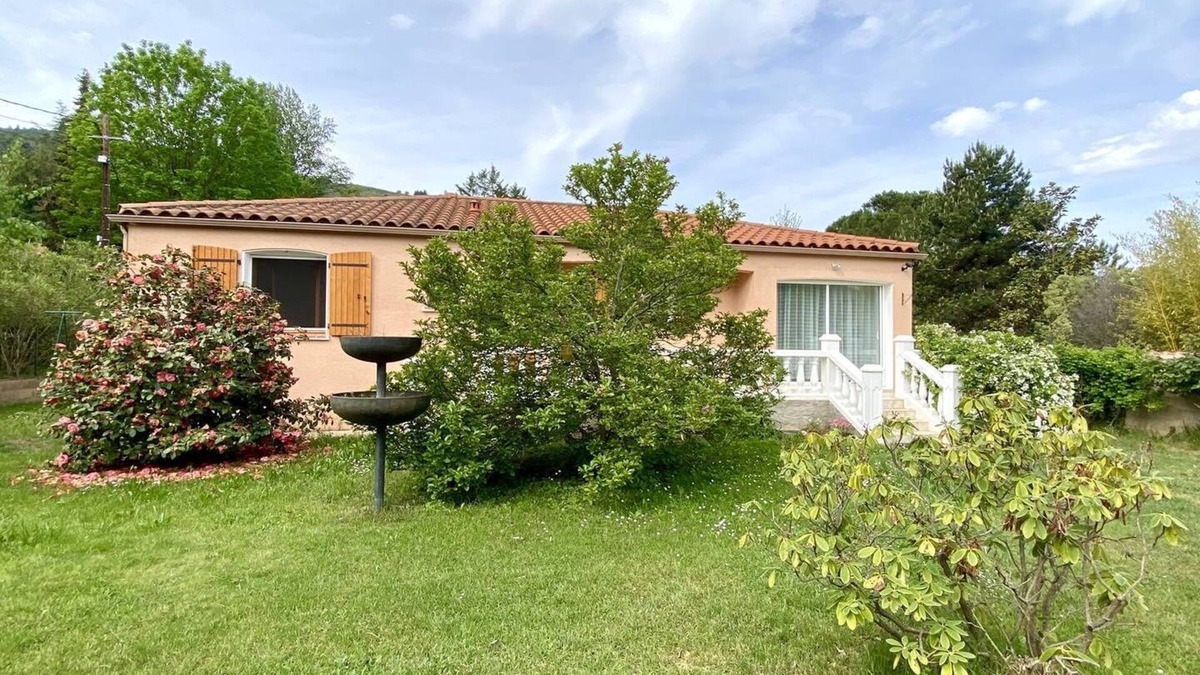 Vernet-les-Bains House | Beautiful single storey villa with air conditioning and land of over 1000m²