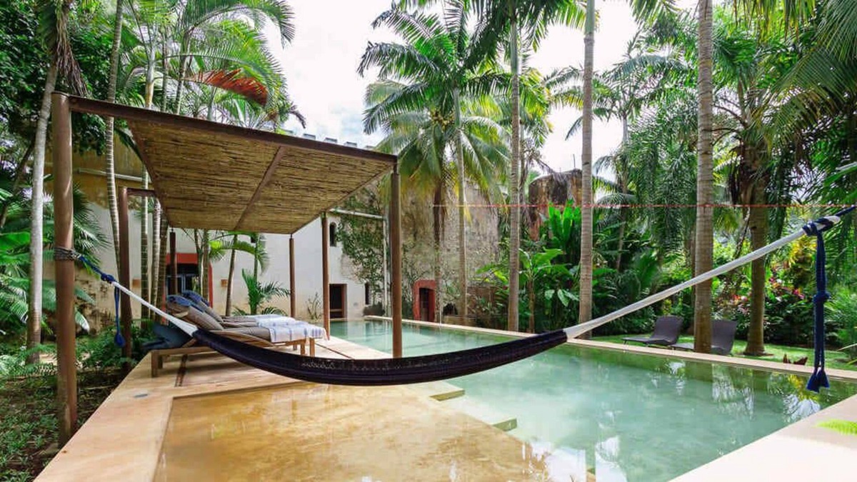 Acanceh Villa | Beautiful Six Bedroom Tucked Away on the Lush Grounds