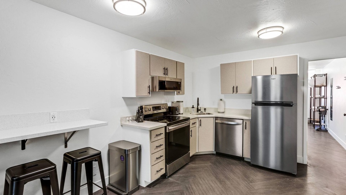 Beaver Condo | Beautiful Ski-in/Ski-out Condo Located On The Eagle Point Resort! by RedAwning