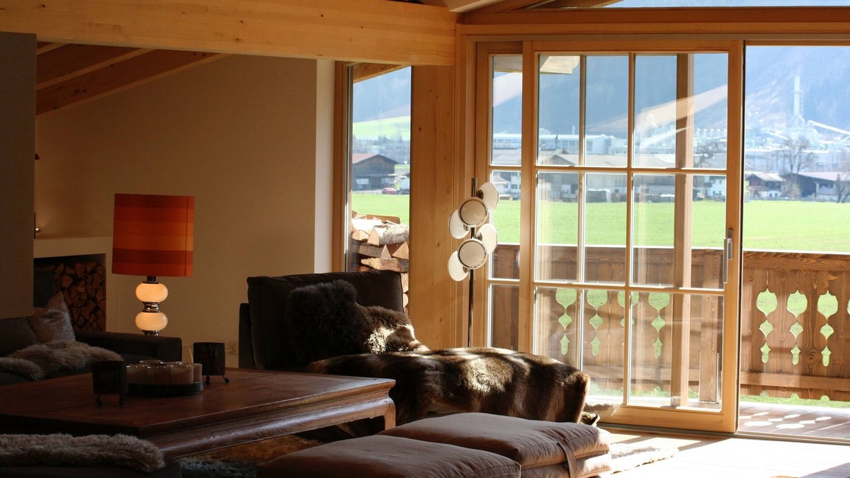 Oberndorf bei Kitzbuhel Ski Chalet | Beautiful, spacious villa with a wonderful mountain view
