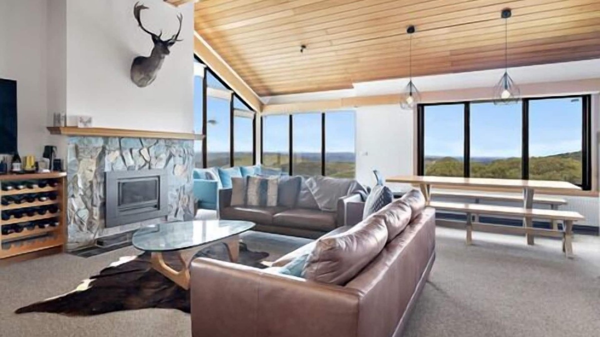 Hotham Heights House | Beautiful Spacious Ski Chalet
