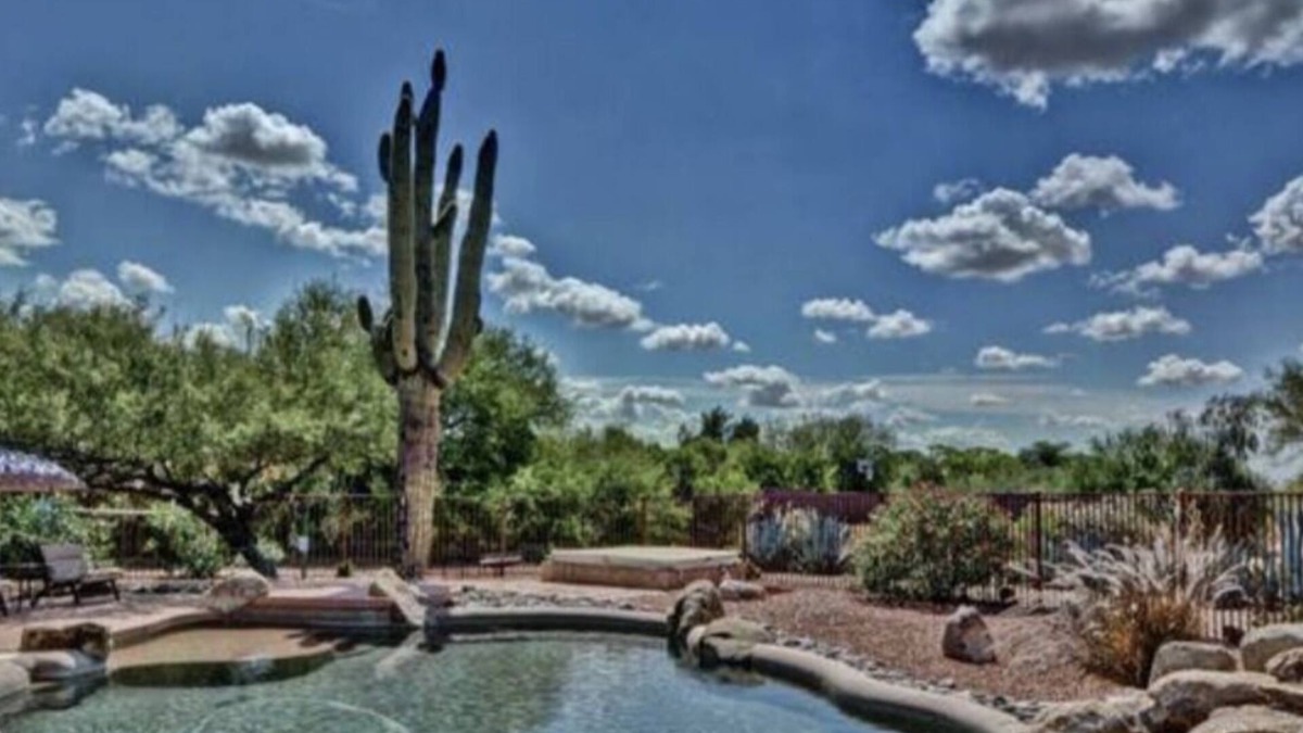 Desert Hills House | Beautiful, spacious 4 bedroom 3 bathroom home with private pool.
