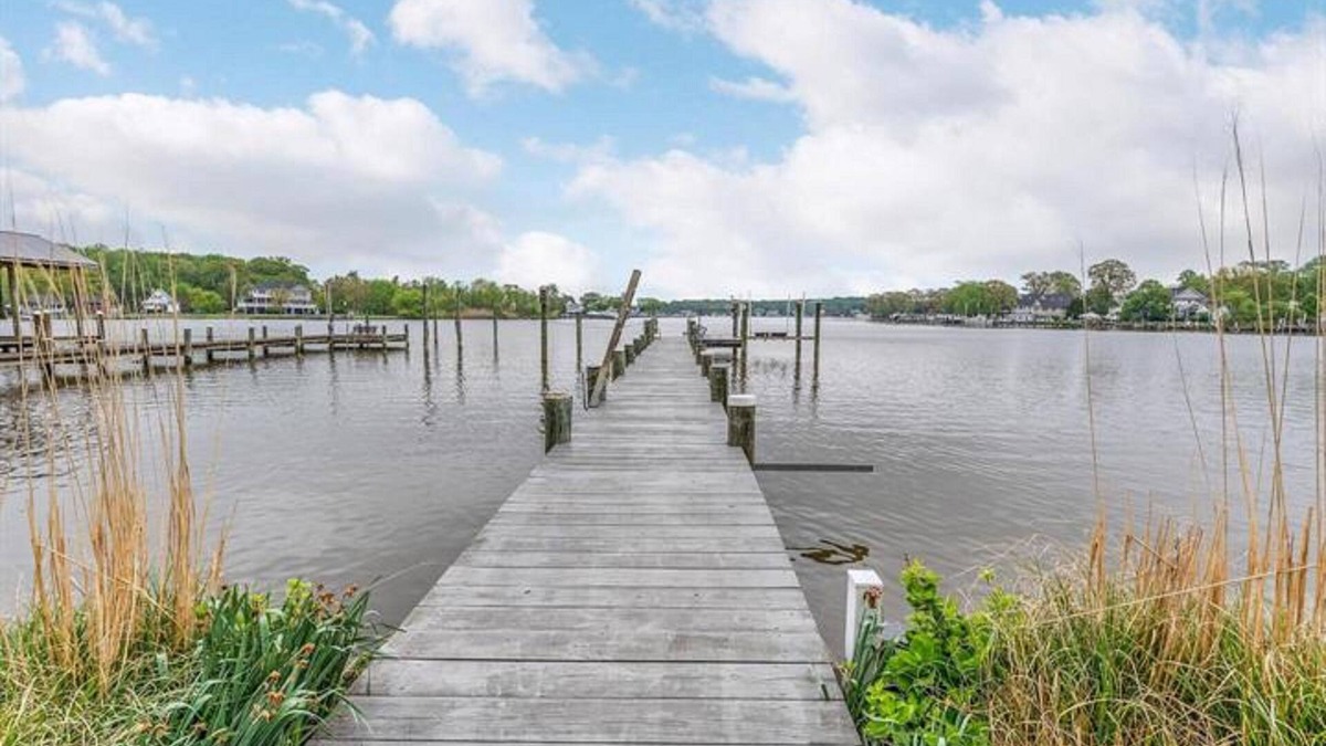 Bowleys Quarters House | Beautiful, spacious, quiet waterfront house!
