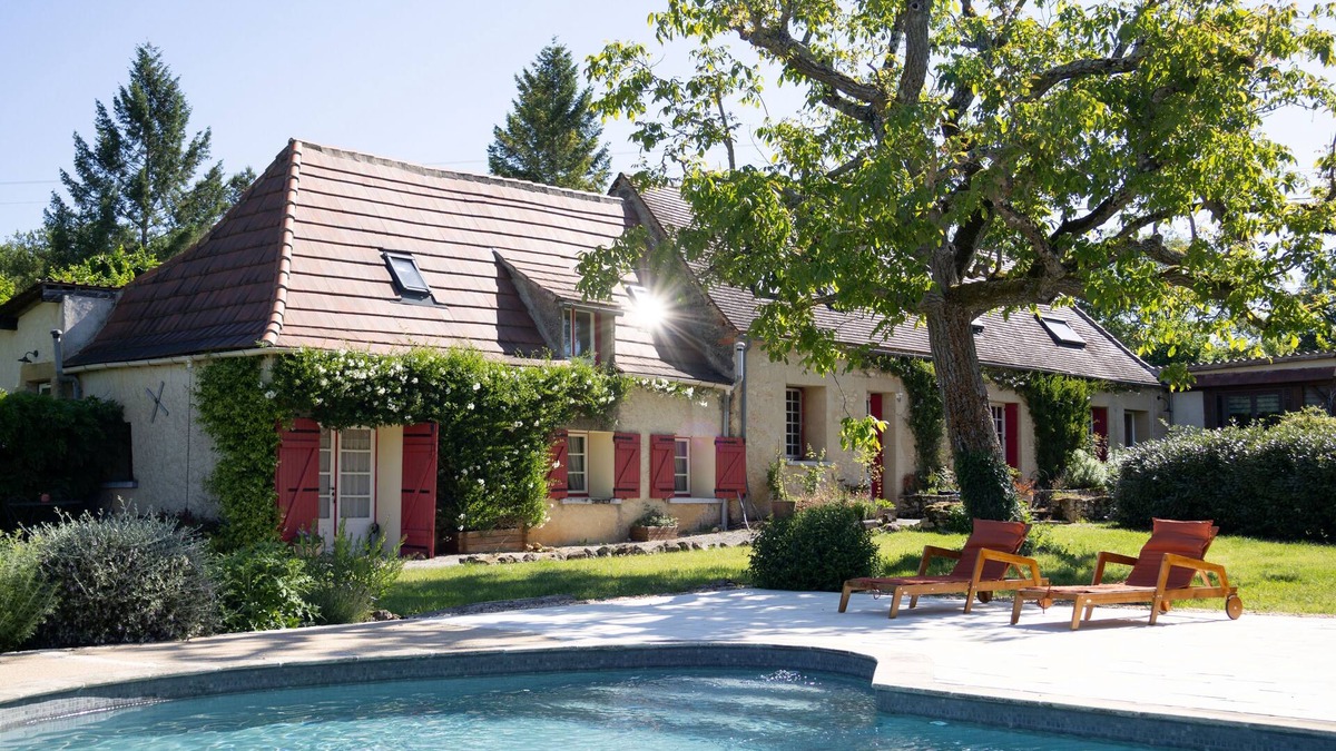 Baneuil House | Beautiful split level boutique Gite
