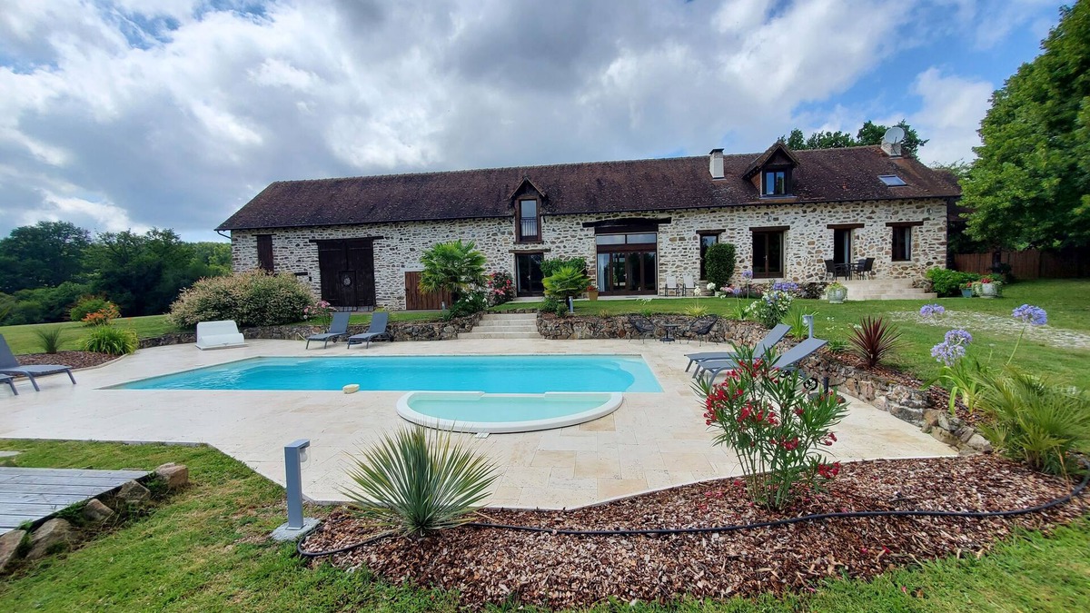Meuzac Other | BEAUTIFUL STONE FARMHOUSE WITH PRIVATE HEATED POOL.