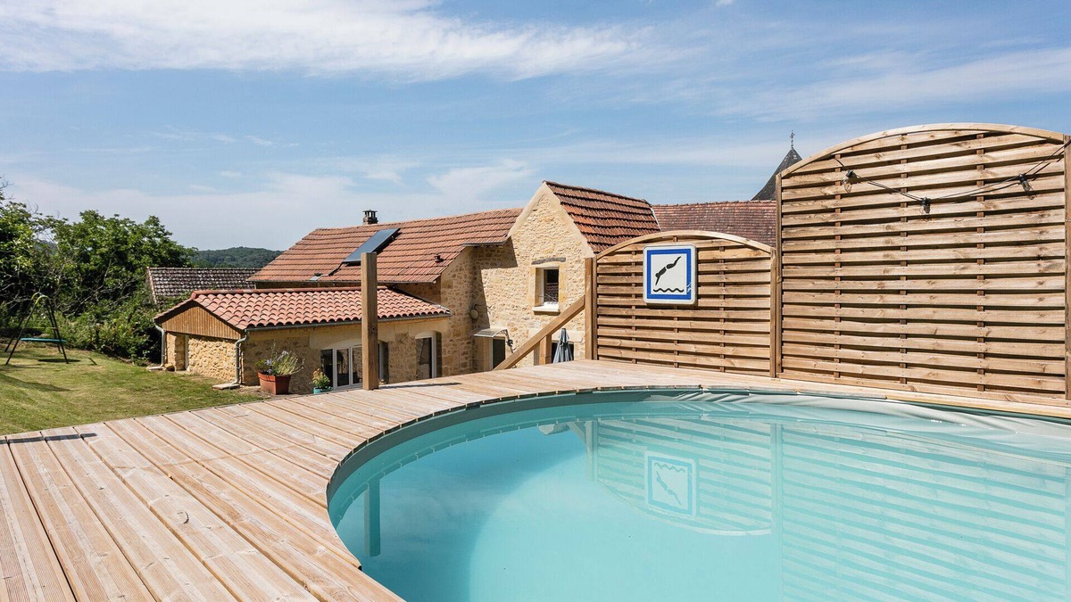 Sainte-Mondane House | Beautiful stone house with pool by the Dordogne river