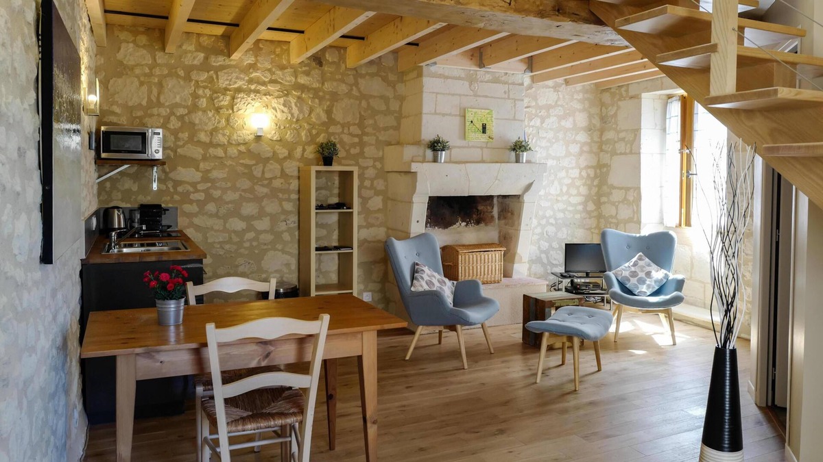 Ligre Apartment | Beautiful Studio in a historical hamlet near Chinon and the Loire Valley Castles