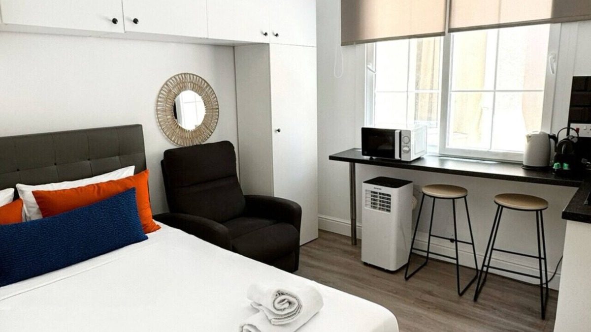Gibraltar Condo | Beautiful Studio Suite in the heart of the city