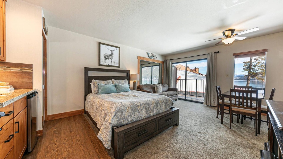 Truckee Condo | Beautiful Studio w/Lake View #243 at Donner Lake Village