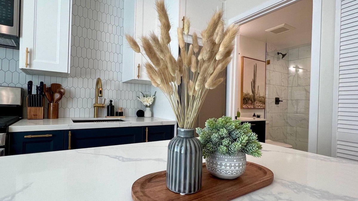 Valley Glen Apartment | Beautiful Studio with Private Patio