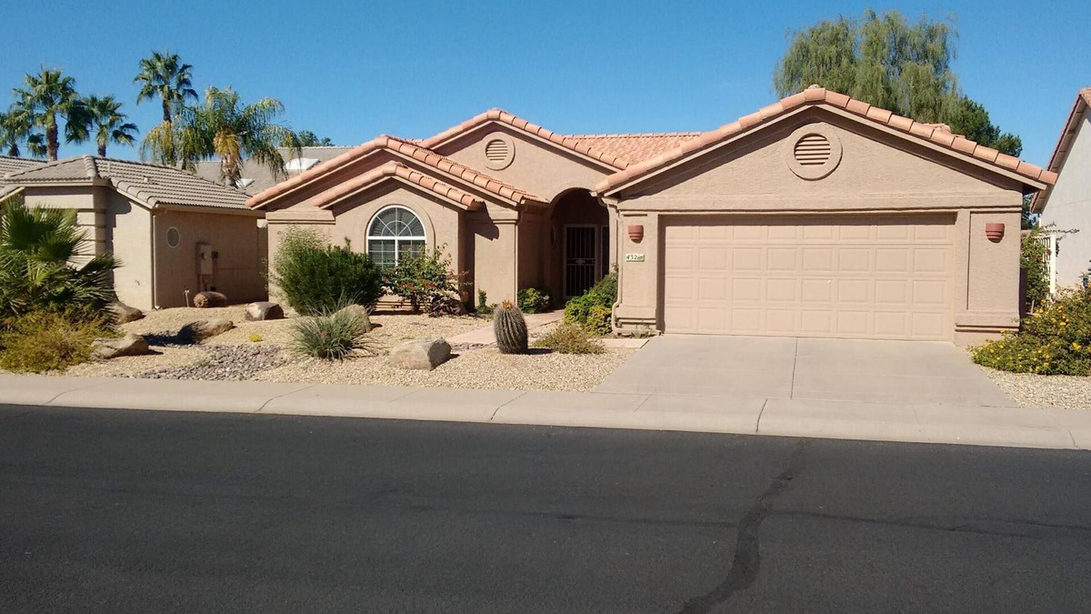 Ironwood House | Beautiful Sun Lakes Home in Gated Robson Community, on Golf Course