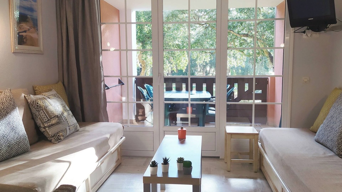 Moliets-et-Maa Apartment | Beautiful T2 30m2 with swimming pool on the golf course of Moliets