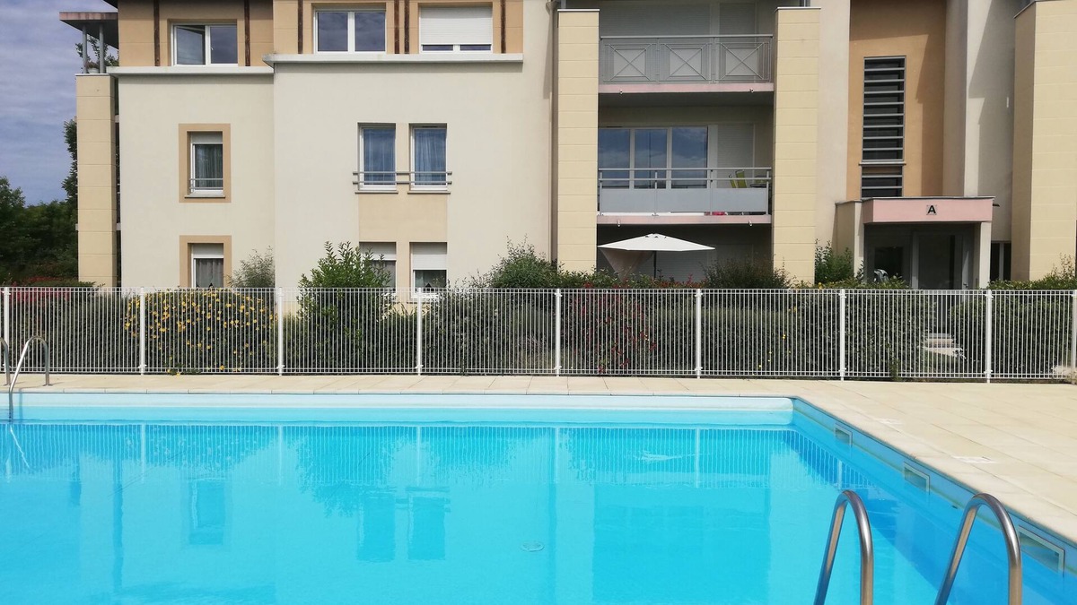 Bergerac Apartment | Beautiful T3 Bergerac with swimming pool