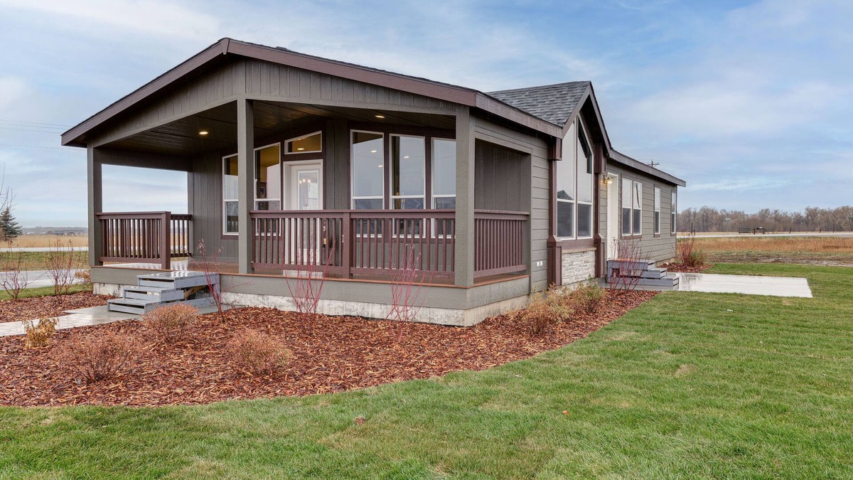 Clawson House | Beautiful Tetonia Escape w/Porch & Teton Views