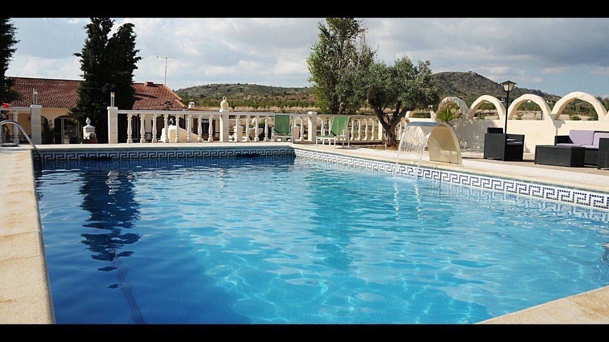 Salinas Villa | Beautiful three bedroomed private villa with pool and scenic mountain views