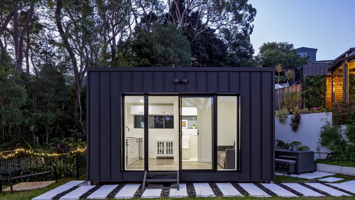 Engadine Apartment | Beautiful tiny home nestled on the edge of the tranquil Aussie bush