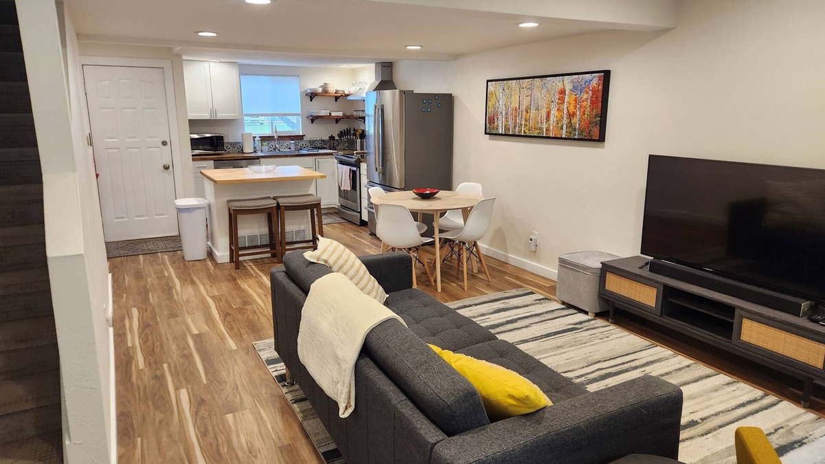 Panorama Heights House | Beautiful townhouse in amazing location