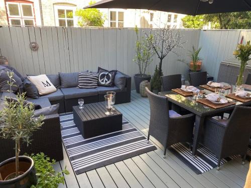 Copenhagen K Villa | Beautiful townhouse with a garden in the best location in Copenhagen