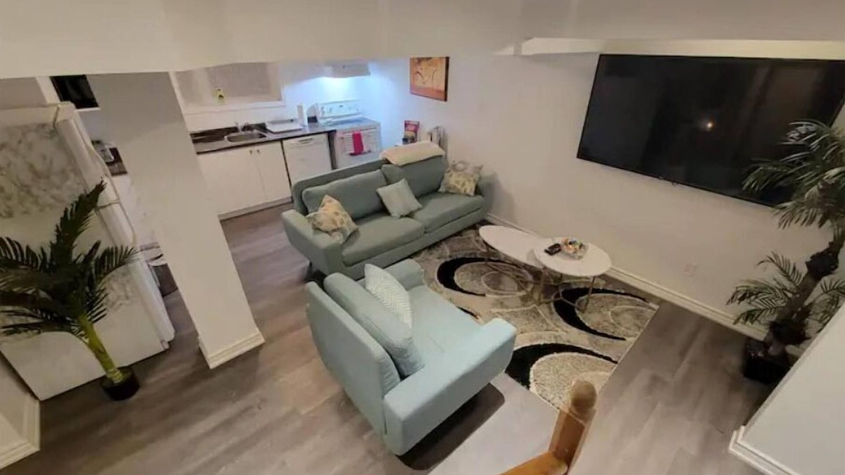 Ajax House | Beautiful Two Bedroom Basement