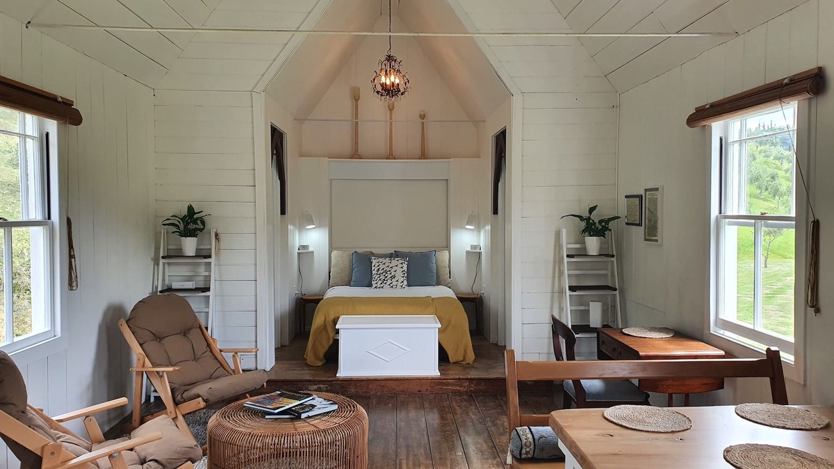 Russell Cottage | Beautiful & Unique - The Chapel at the Olive Grove