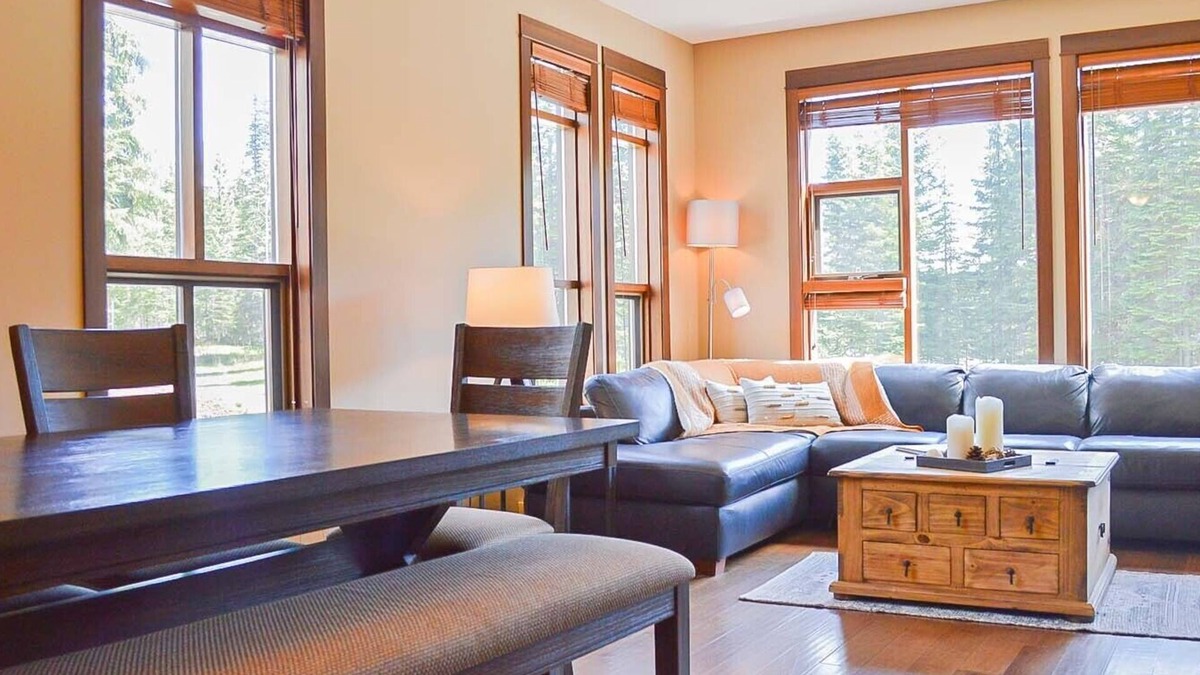 Sun Peaks Condo | Beautiful Updated Condo | Ski-in/Ski-out Trail Access | Private Hot Tub | Fireplace