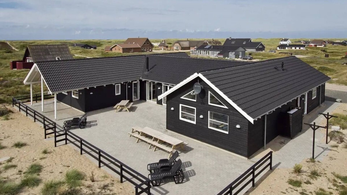 Vrist Strand House | Beautiful vacation home with indoor pool and large activity room near Harboøre.