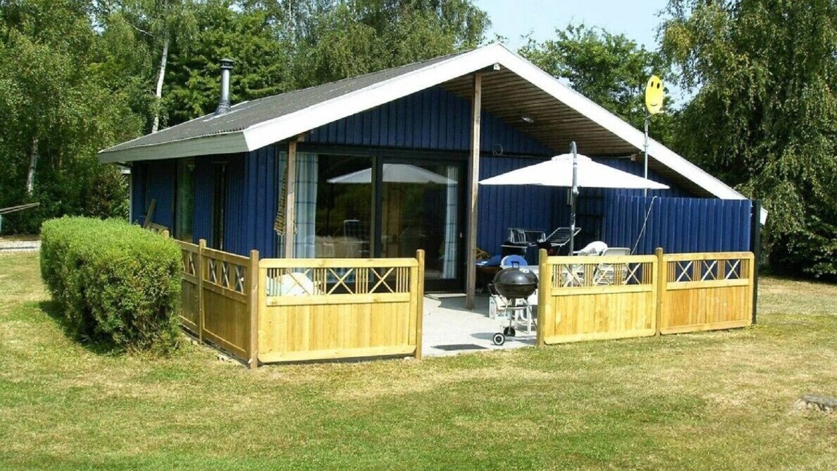 Skovmose House | Beautiful vacation home in a peaceful area close to a child-friendly beach