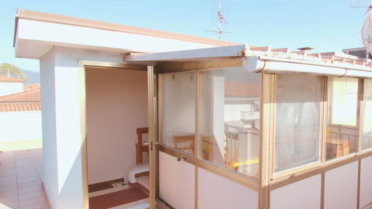 Ex Campo d'Aviazione House | Beautiful Vacation Rental in Viareggio, Italy