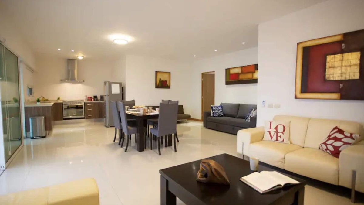 Monterrey Apartment | Beautiful view, style, comfort and good location