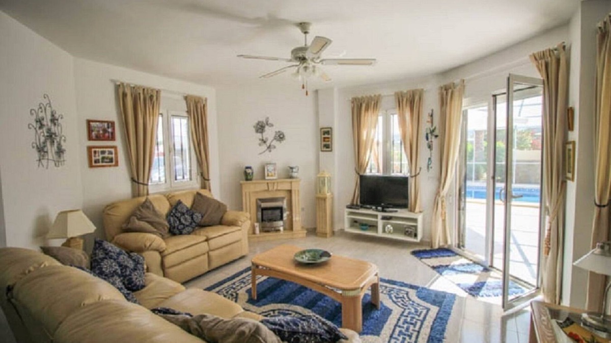 Arboleas Villa | Beautiful Villa, 3-Bed, 3-Bath, Fly-Free Enclosed Private Pool, In Town